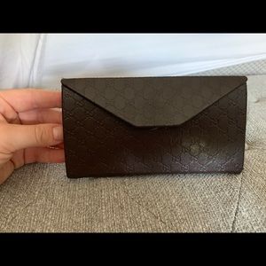 Gucci leather fold up sunglasses case